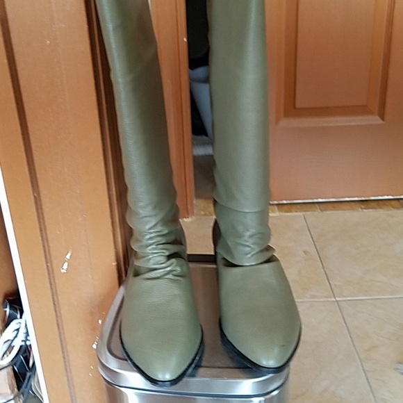 Genuine leather boots size7M - Picture 2 of 6